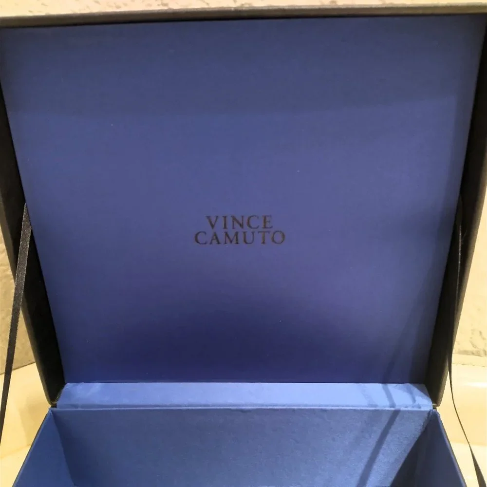 NEW VINCE CAMUTO BLACK BOX